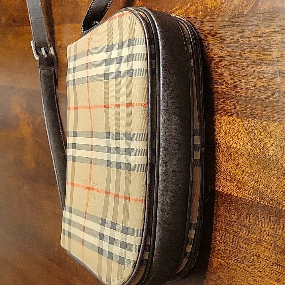 Burberry Vintage Check Crossbody Bag in Beige and Brown with Red Accents - Picture 5 of 6